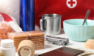 Trousse de secours complète : que doit-elle contenir en 2026 ?